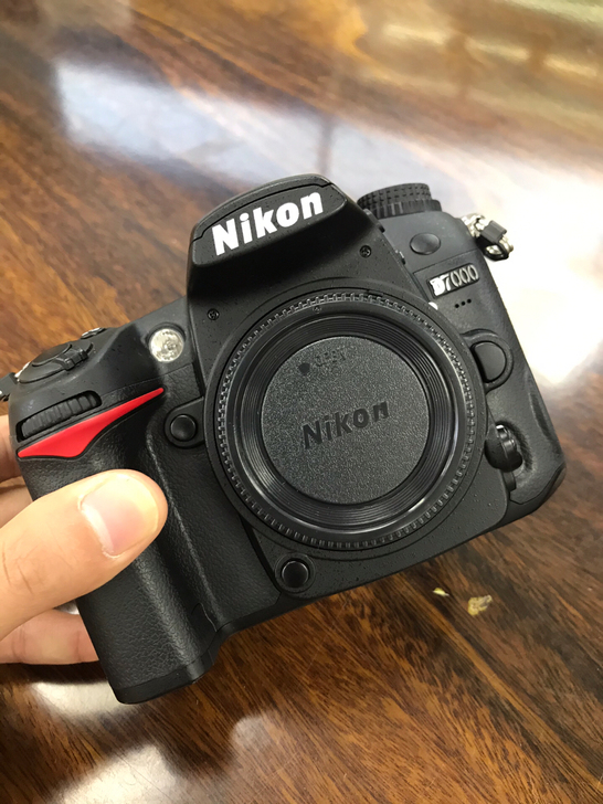 尼康D7000单机 99新