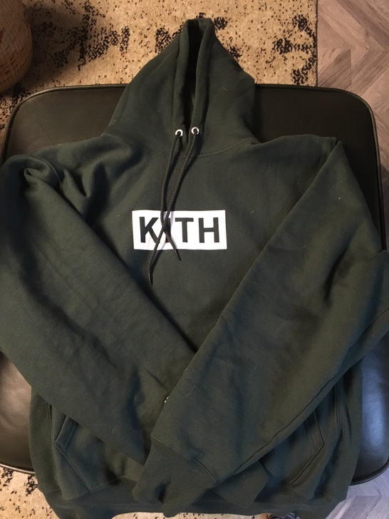KITH 深绿色box帽衫冠军联名