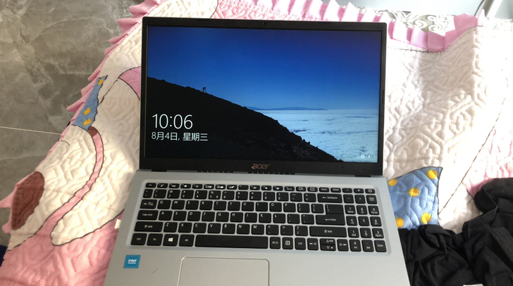 可小刀宏基笔记本新旧程度 开机不到30次...