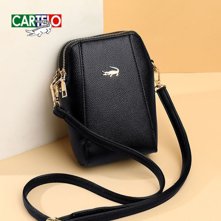 【产品名称】:卡帝乐鳄鱼小方包【品牌】:C...