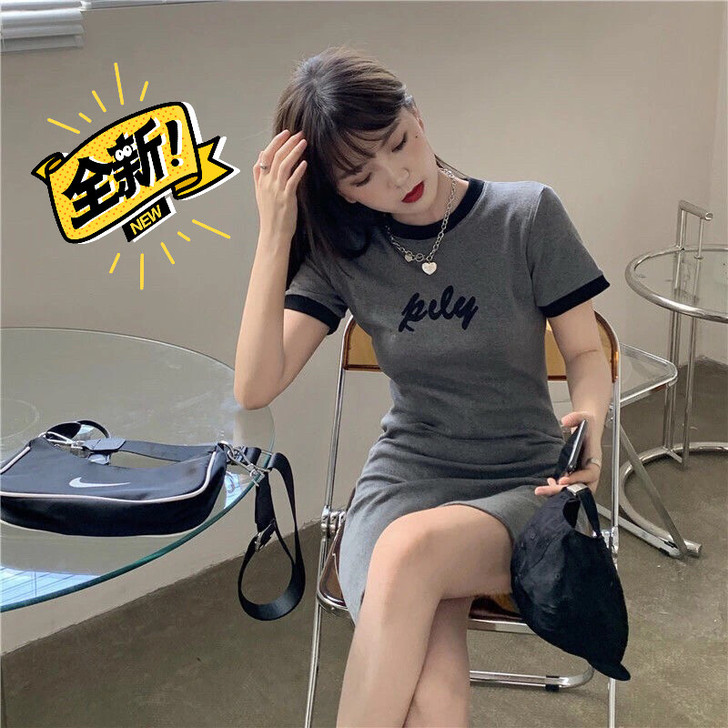 纯欲风连衣短裙