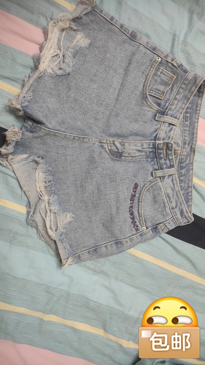 牛仔破洞短裤，m码。