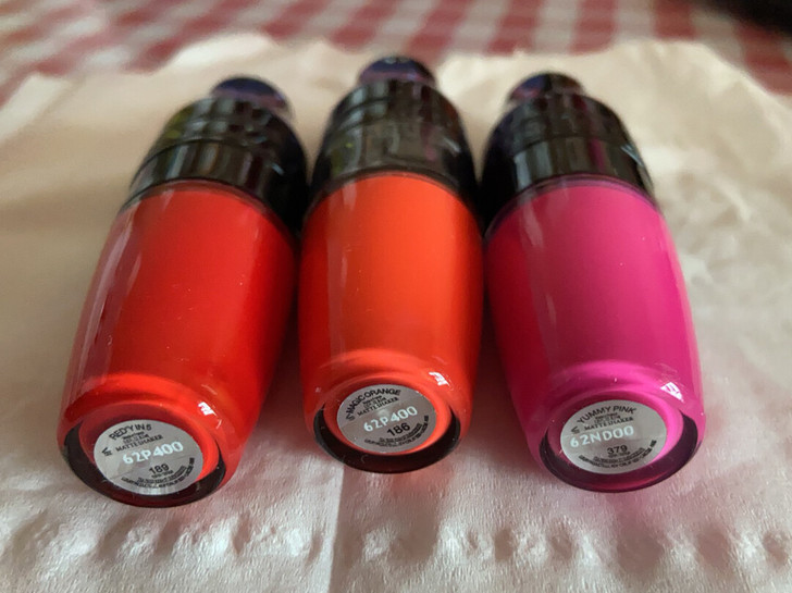 专柜入手 几乎全新 可以去小红书搜颜色 三...