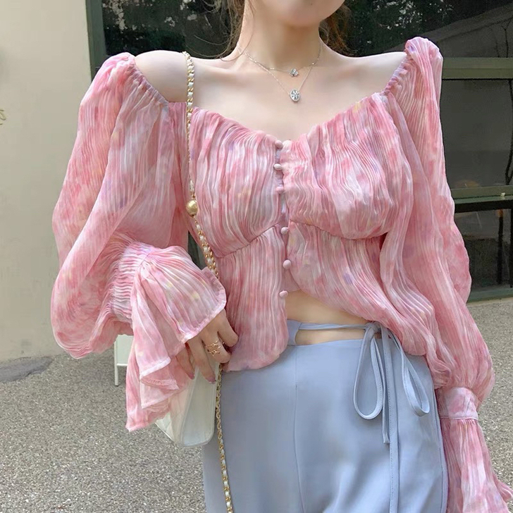 ByYou 夏季喇叭袖露肩粉色压褶雪纺衫女...