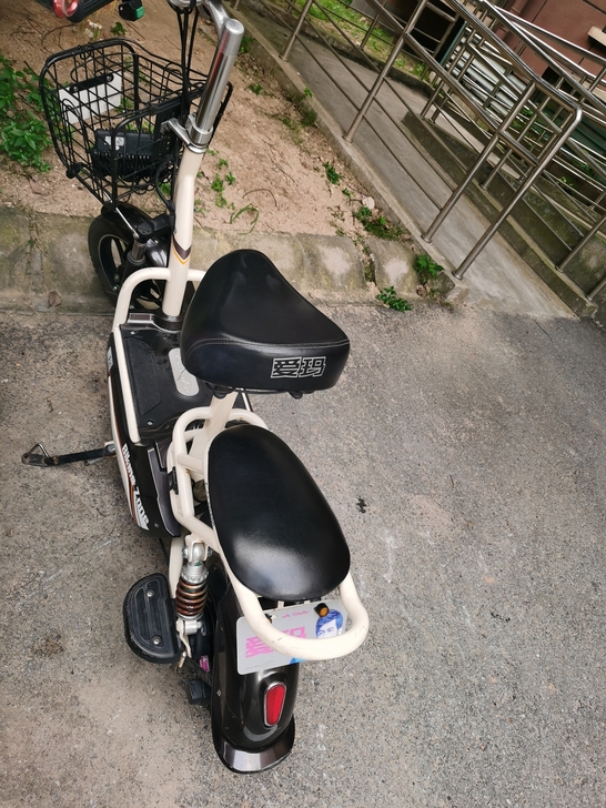 爱玛电动车