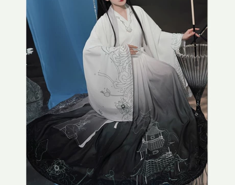 御篇墨莲亭，XL码，仅试穿，全套标价包邮出...