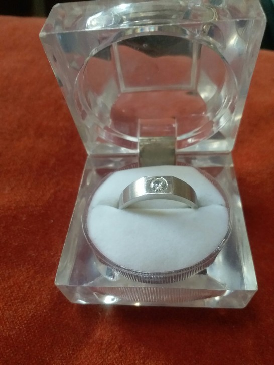 白金钻戒男士钻石戒指结婚男戒，婚戒选择，戴...