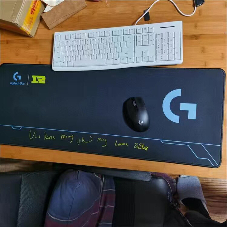 【便宜卖】罗技超大包边罗技G桌垫 超大鼠标...