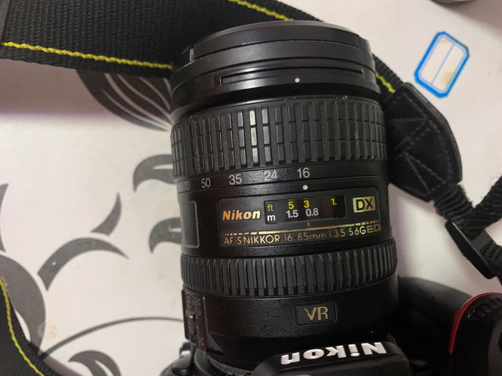 尼康7200机身，16g卡+16-85头子...