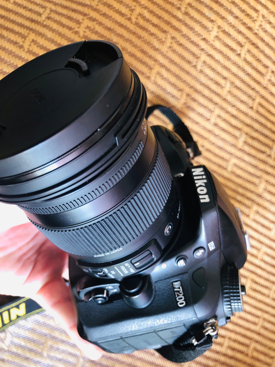 尼康D7200单机，不带镜头
