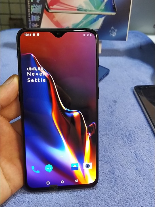 一加6t骁龙845处理器手机8+128