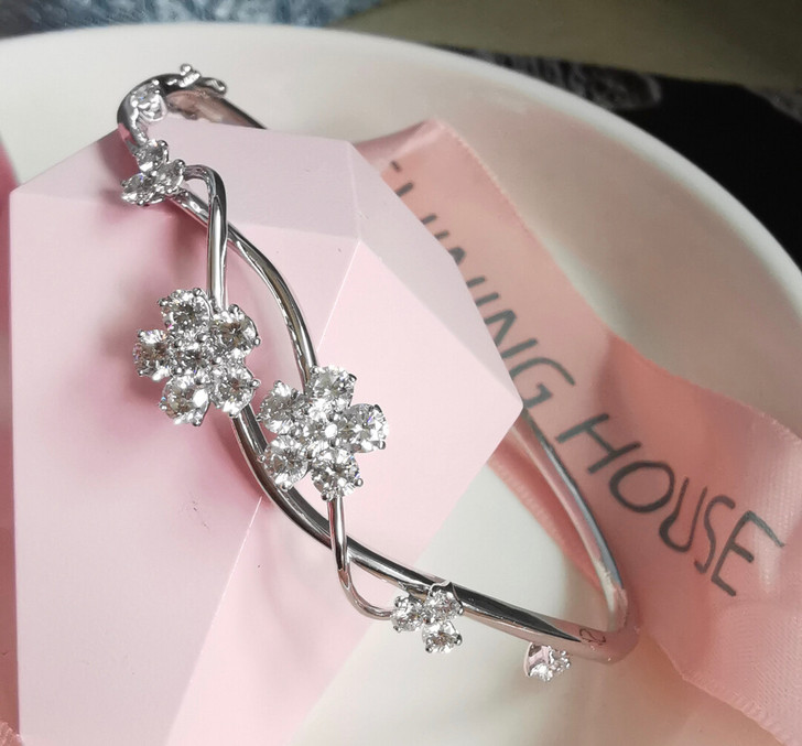 周大福钻石手镯钻石共1.515克拉