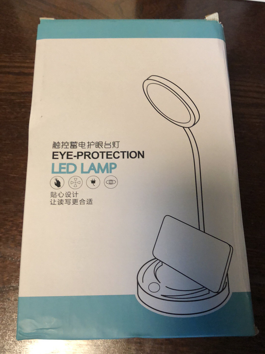 全新触控式护眼台灯，因为家里好几个了，实在...