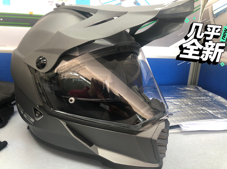 ls2 摩托车拉力头盔二代新款， 号码2x...