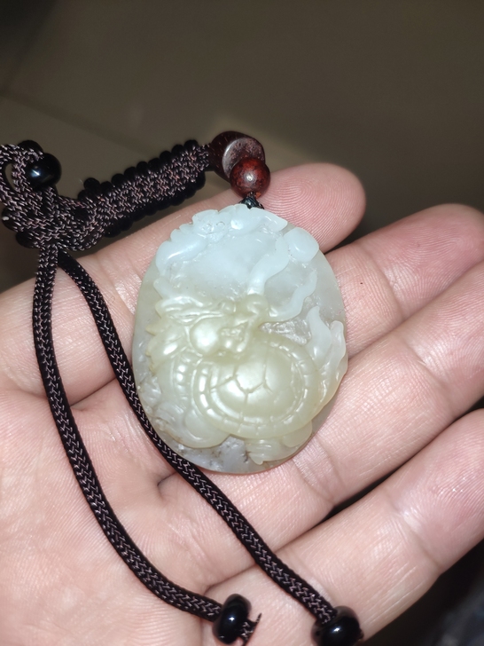 和田玉俄料龙龟吊坠，处理价