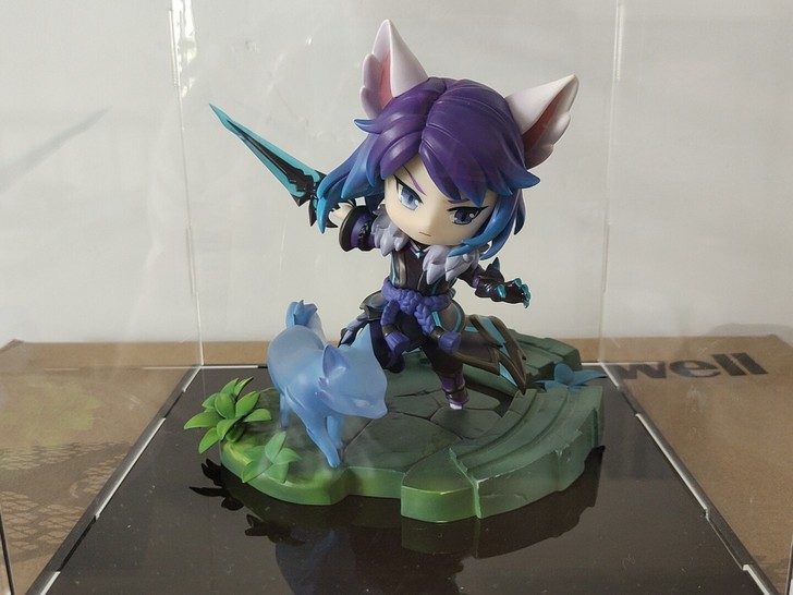 李白千年之狐王者手办,无盒无卡,成色还可以...