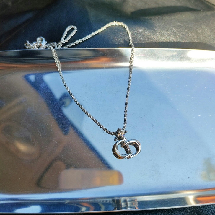 Dior 迪奥银色CD字母项链锁骨链 中古...