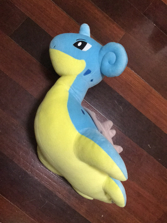 正品玩偶