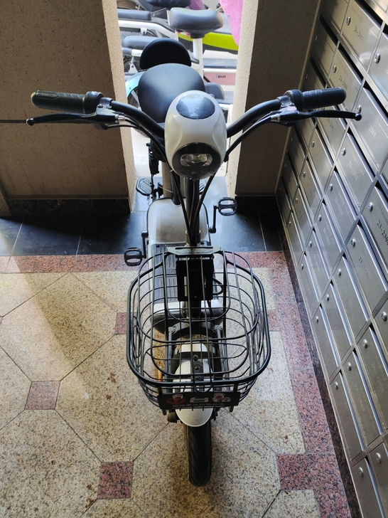 台铃电动车  女生自用99新  还换了新电...