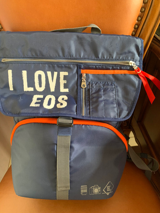 佳能单反相机专用包上下分仓，做工精细，可以...