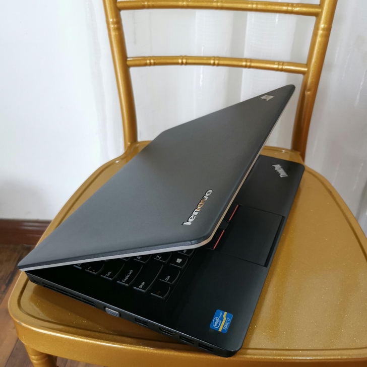 出一台 联想笔记本电脑 i7 ...