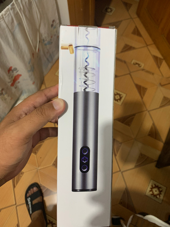 电动红酒开瓶器 全新未拆封 抽奖抽的 有3...