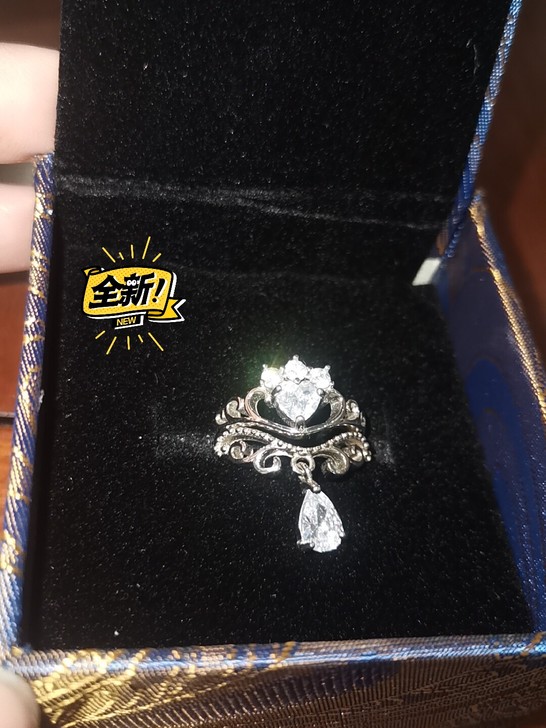 纯银戒指，钻石blingbling～可分戴...
