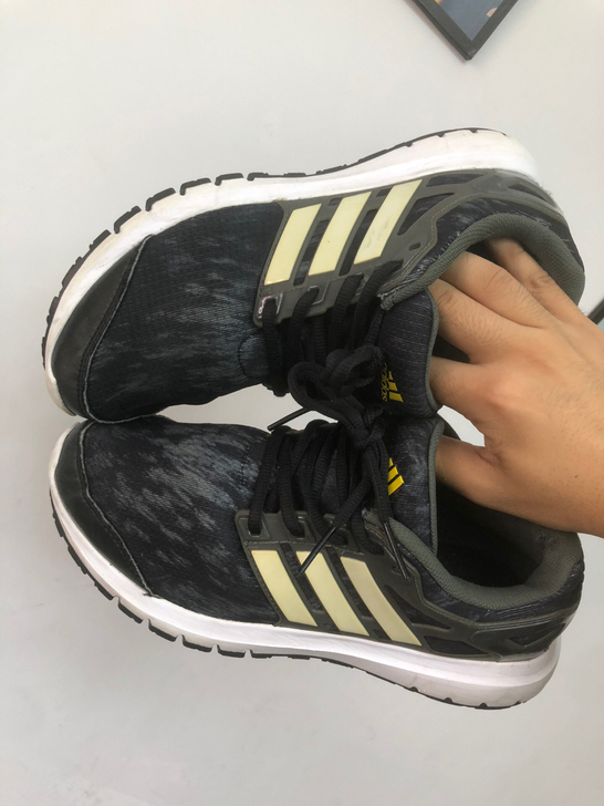 正品阿迪达斯跑鞋 Adidas跑步鞋运动鞋...