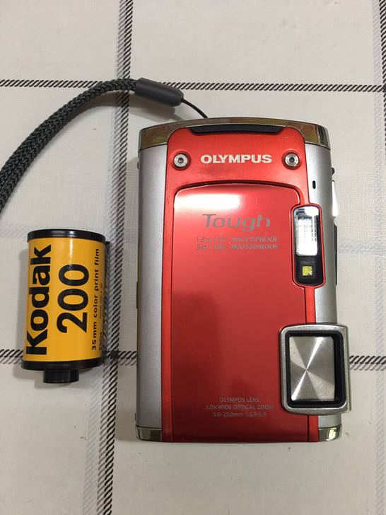 奥林巴斯TG610 潜水数码相机; 140...