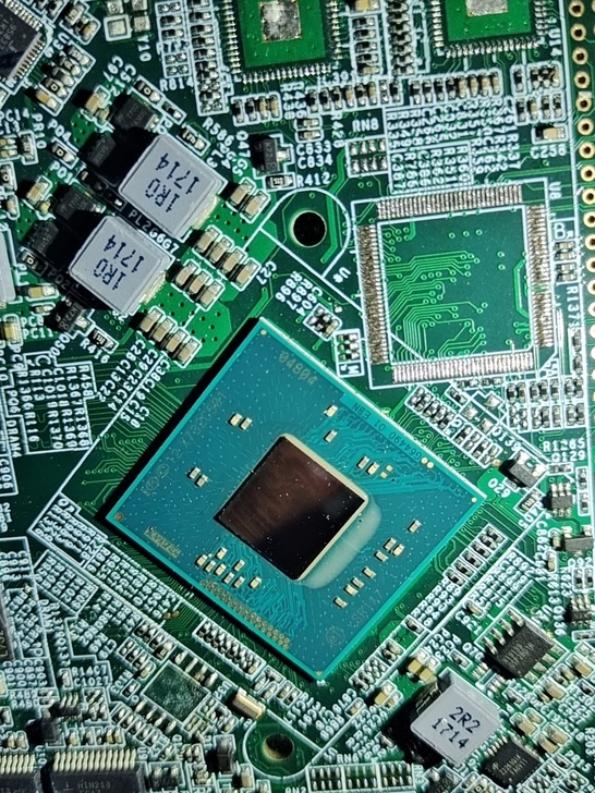 电脑主板 数量2片 售出不退不换 一片20...