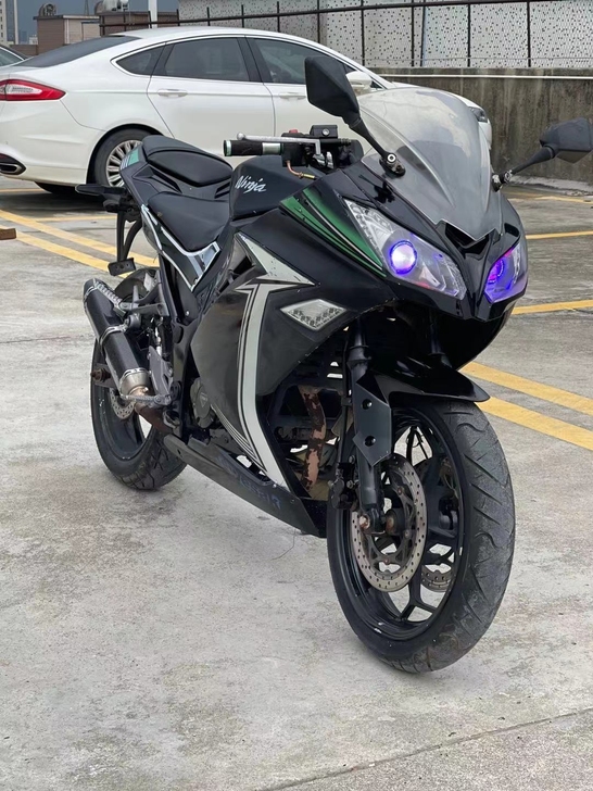 由于公司调动，急出小忍者经典赛道版一台，自...