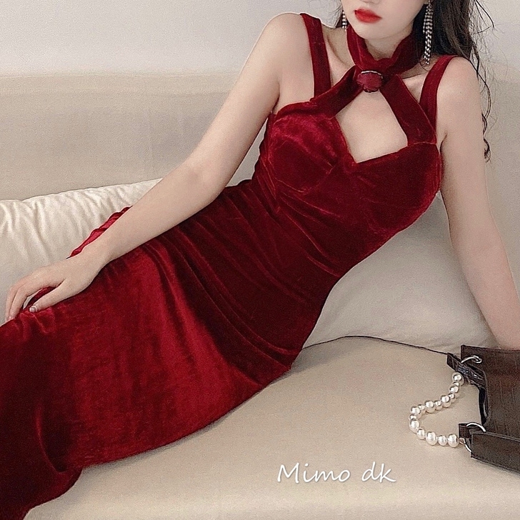 Mimo dk港风复古丝绒挂脖复古红玫瑰吊...