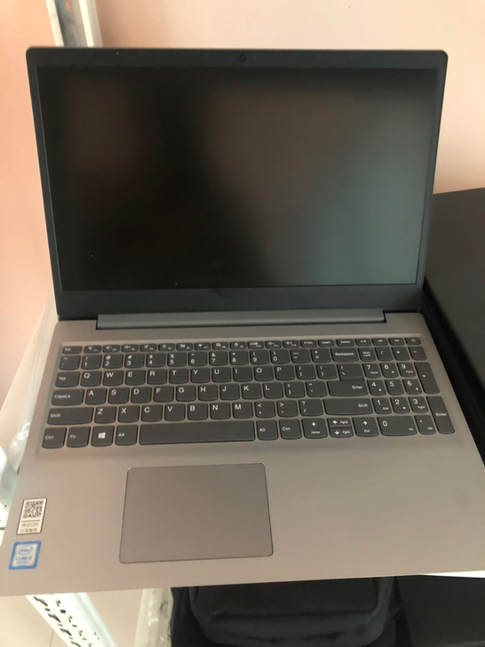 出联想340c i3-8 8 256