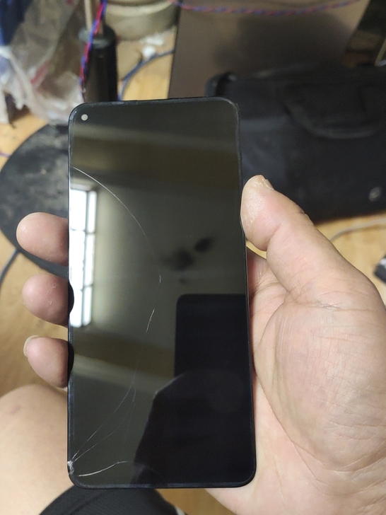 荣耀20，荣耀20Pro，屏幕总成！外爆屏...