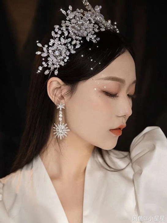 全新锆石皇冠，全套带耳饰，