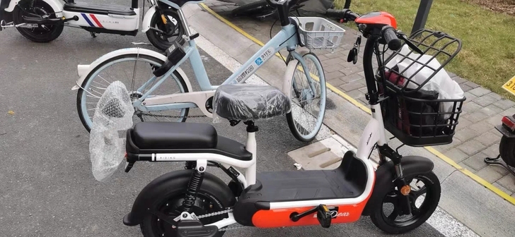 杭州爱玛电动车官方旗舰小蜜豆新国标3C电动...