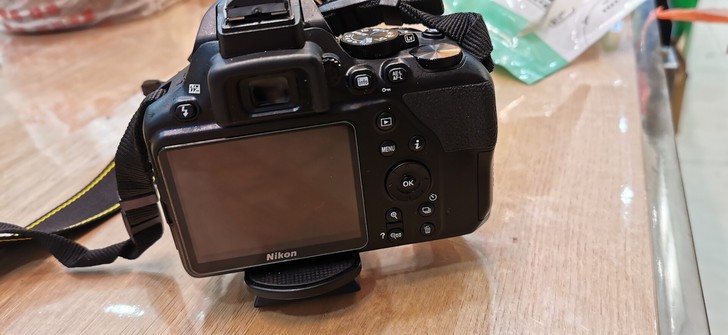 尼康D3500    现在9. 9成色  ...