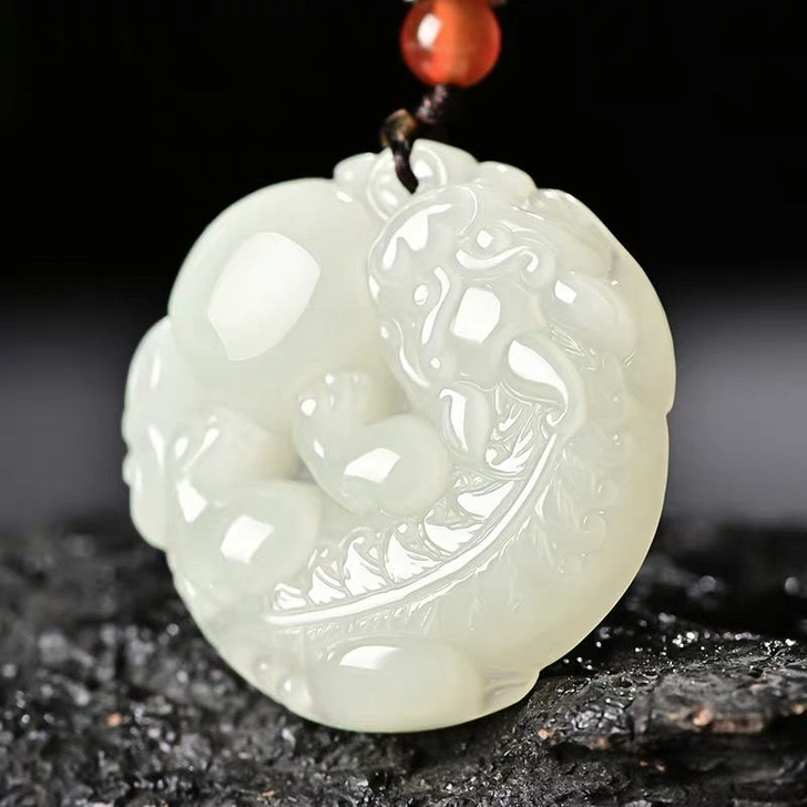 新疆和田玉貔貅吊坠有求必应招财霸王貔貅玉坠...