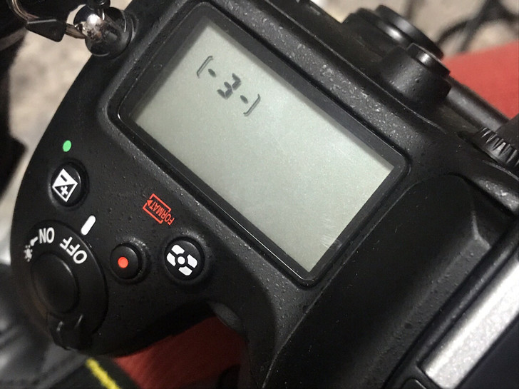 尼康D7100，镜头18-140