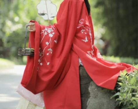 南雅集  披风  淡坑出 浅蓝色，S码，放...