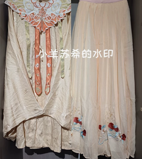 兰若庭明制汉服初霁鹅黄色对襟长衫劲合一片式...