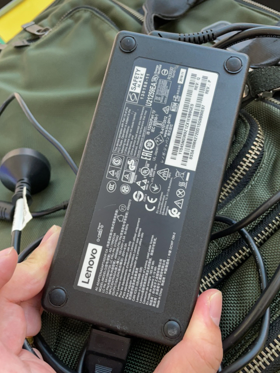 联想 拯救者 180w 充电器 电源