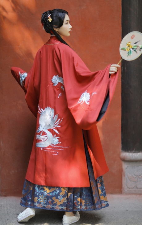 退坑急出  兰若庭 汉服 乘黄 明制 披风...