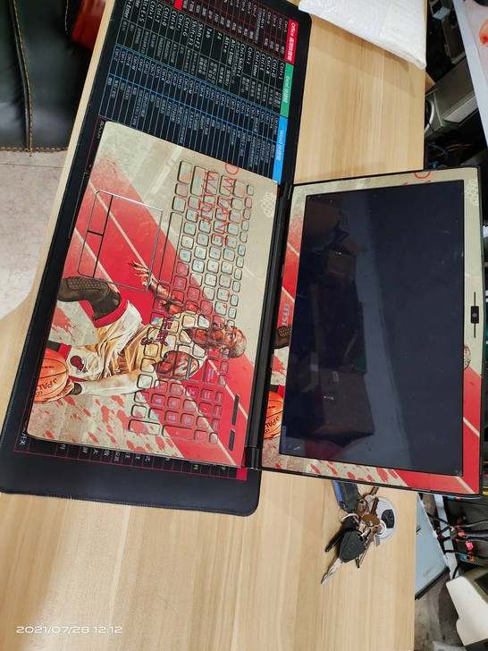 微星GP62MVR 6RF笔记本，配置如图...