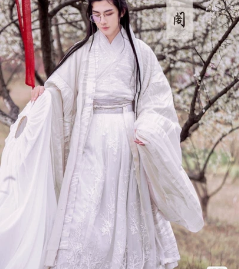 司南阁白无瑕s大全套 仅穿一 几乎全新