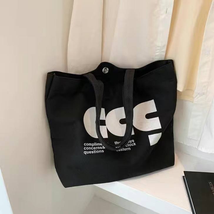 今年流行包包女夏2021新款潮时尚洋气手提...