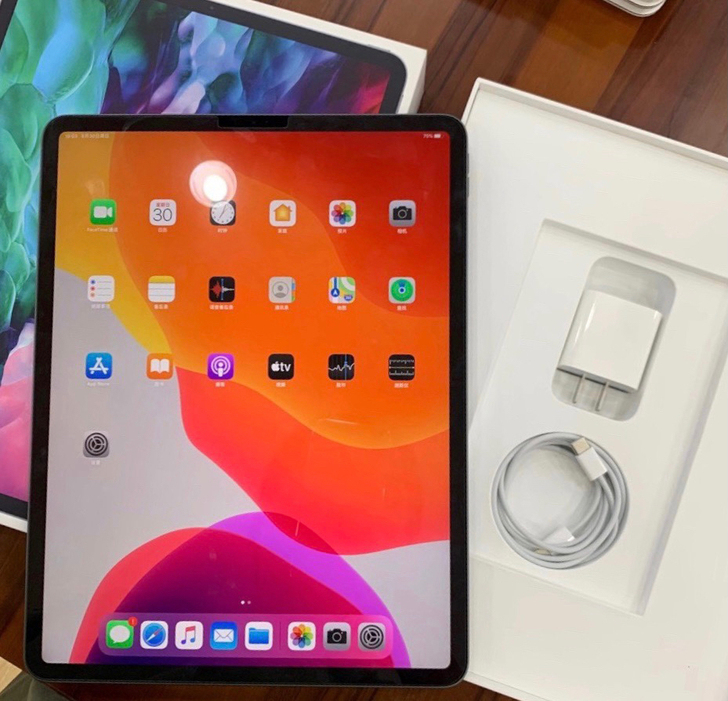 苹果iPad 2020款第八代10.2英寸...