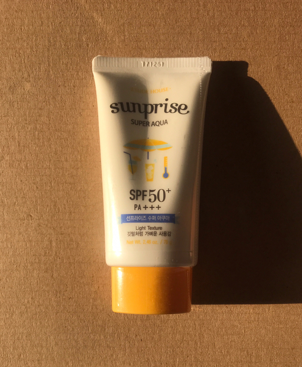 伊蒂之屋 尽享阳光每日莹润spf50防晒霜
