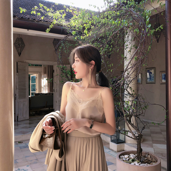 ByYou 蕾丝绸缎树叶吊带小背心女内搭春...