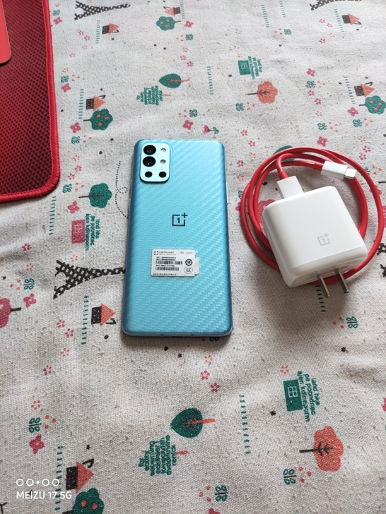 1加9r，一加9r，8+256g，带原装充...